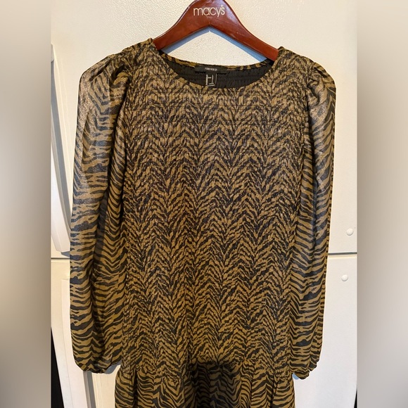 Forever 21 Brown and Black Sheath Dress with Bishop Sleeves - Picture 3 of 3